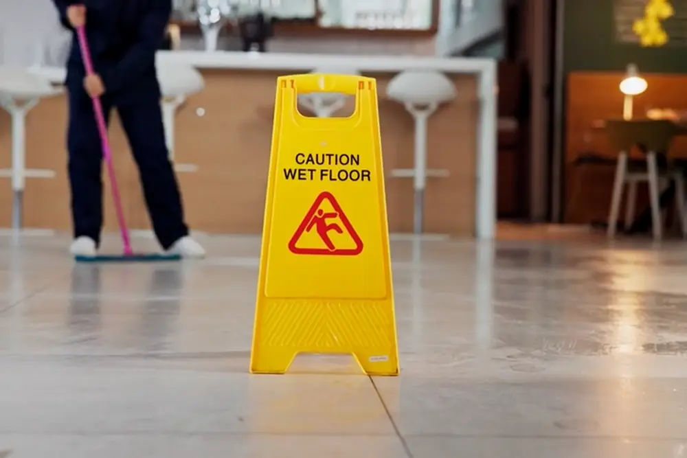 Zufriedenstellende Unterhaltsreinigung